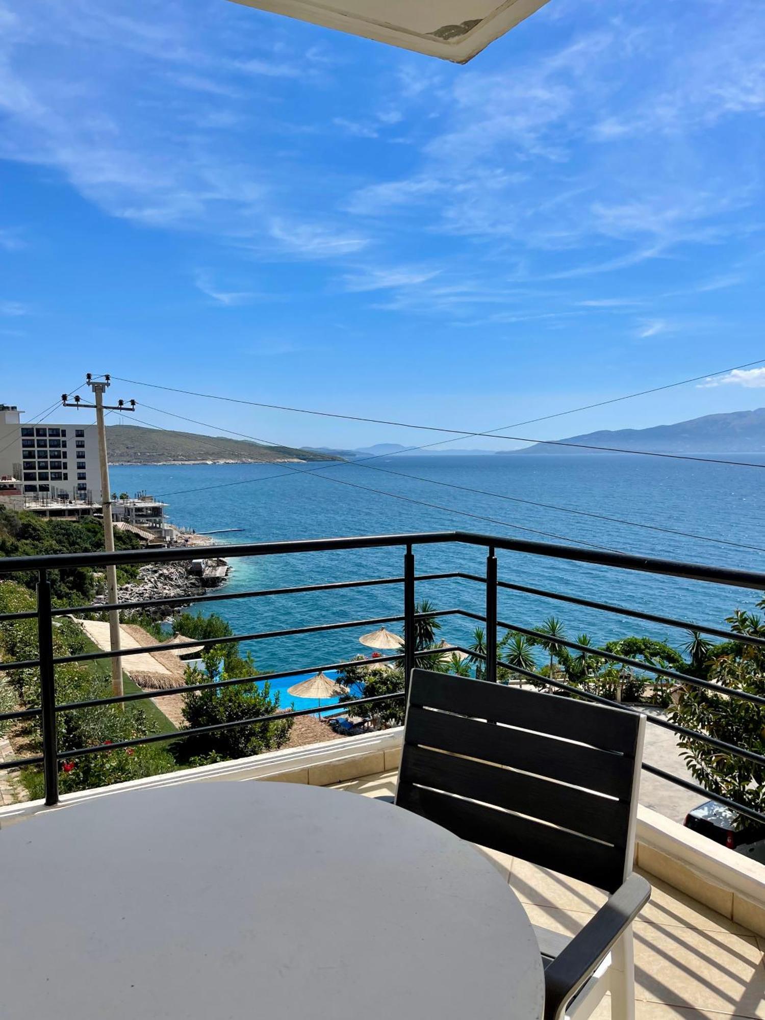 Eleana Apartments Саранде Екстериор снимка