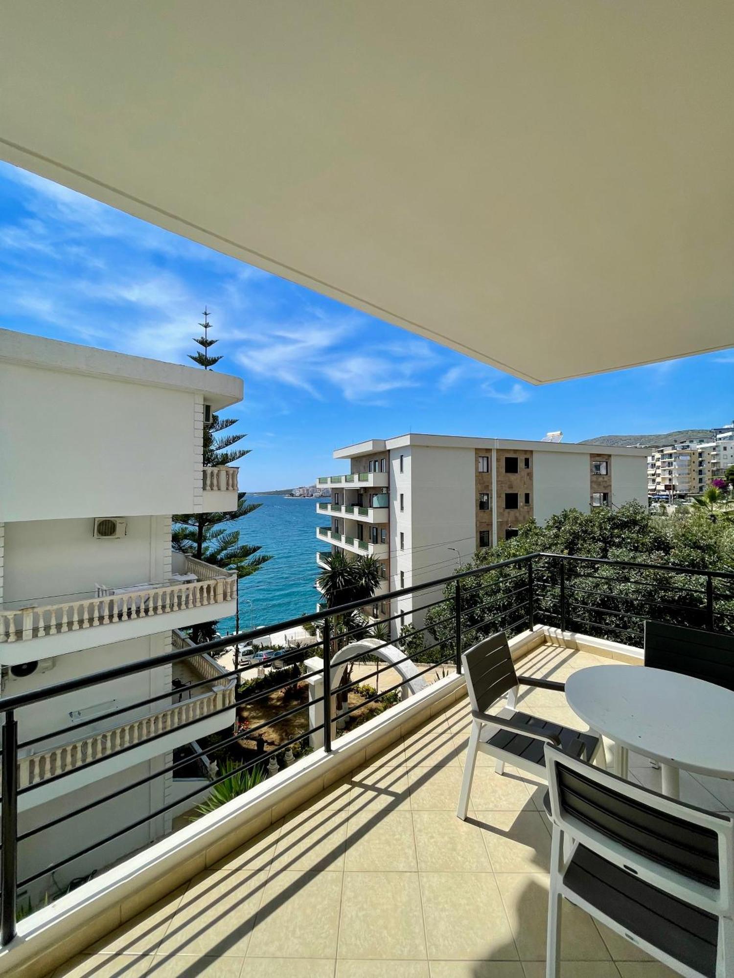 Eleana Apartments Саранде Екстериор снимка