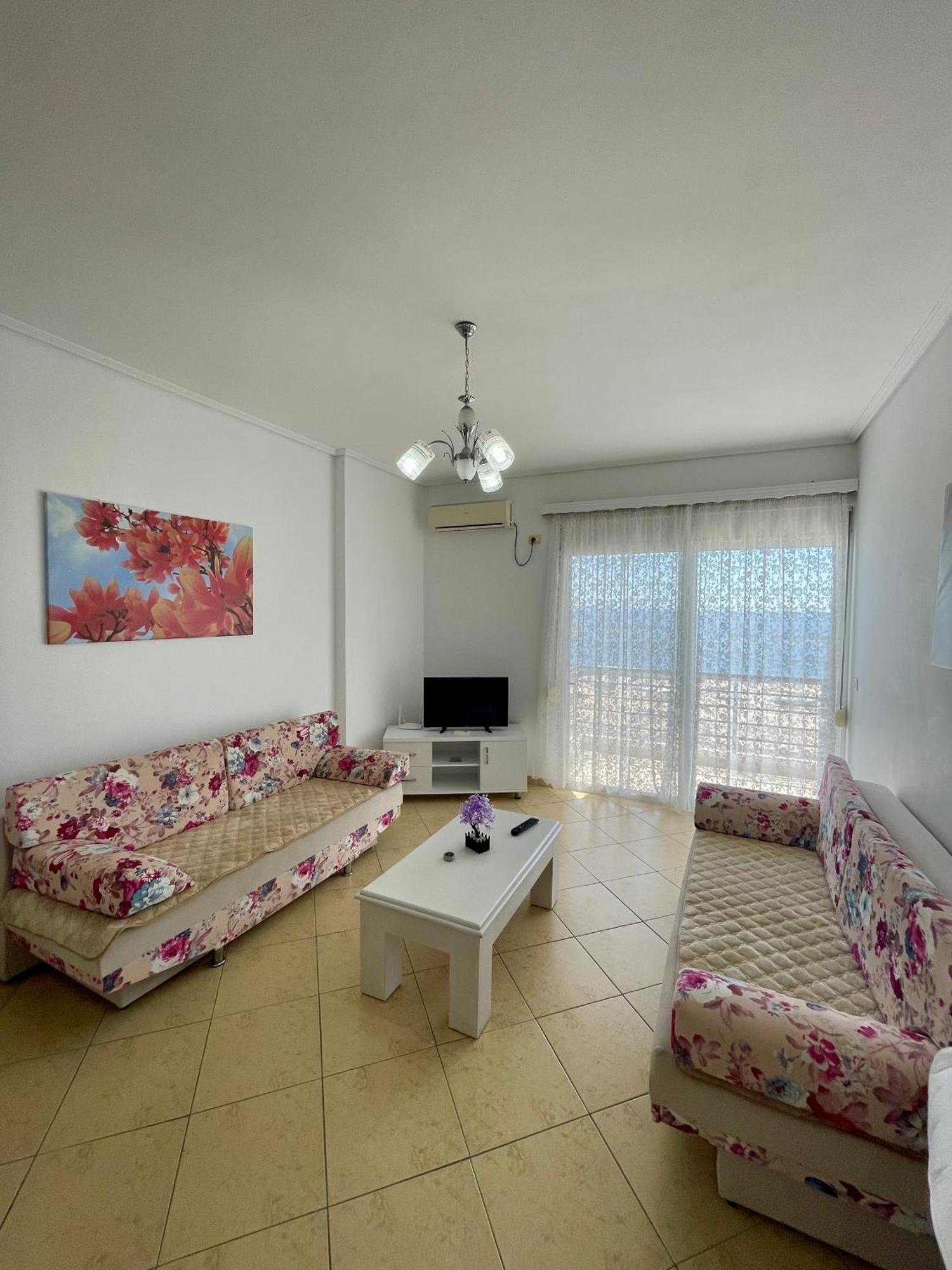 Eleana Apartments Саранде Екстериор снимка
