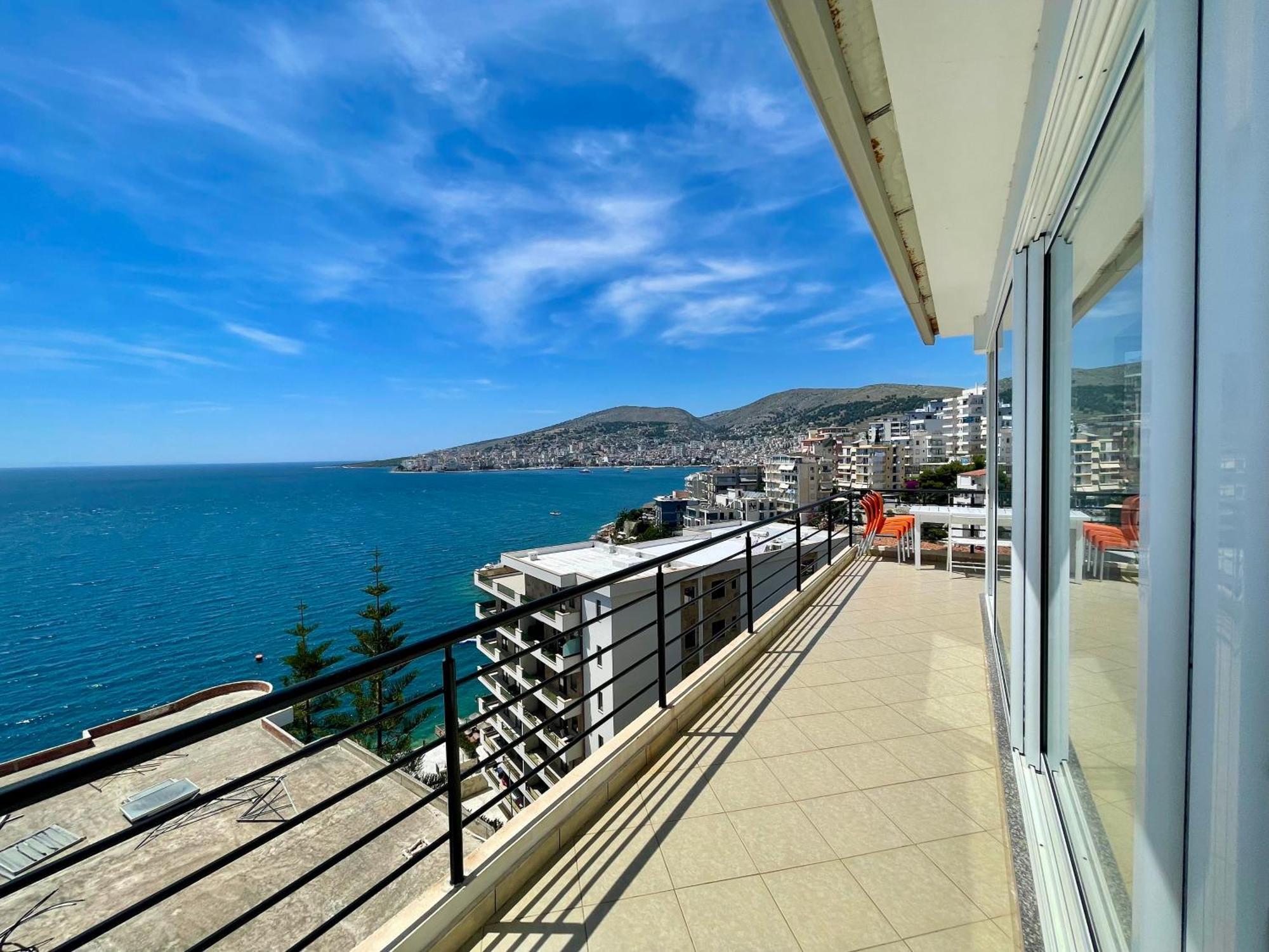 Eleana Apartments Саранде Екстериор снимка